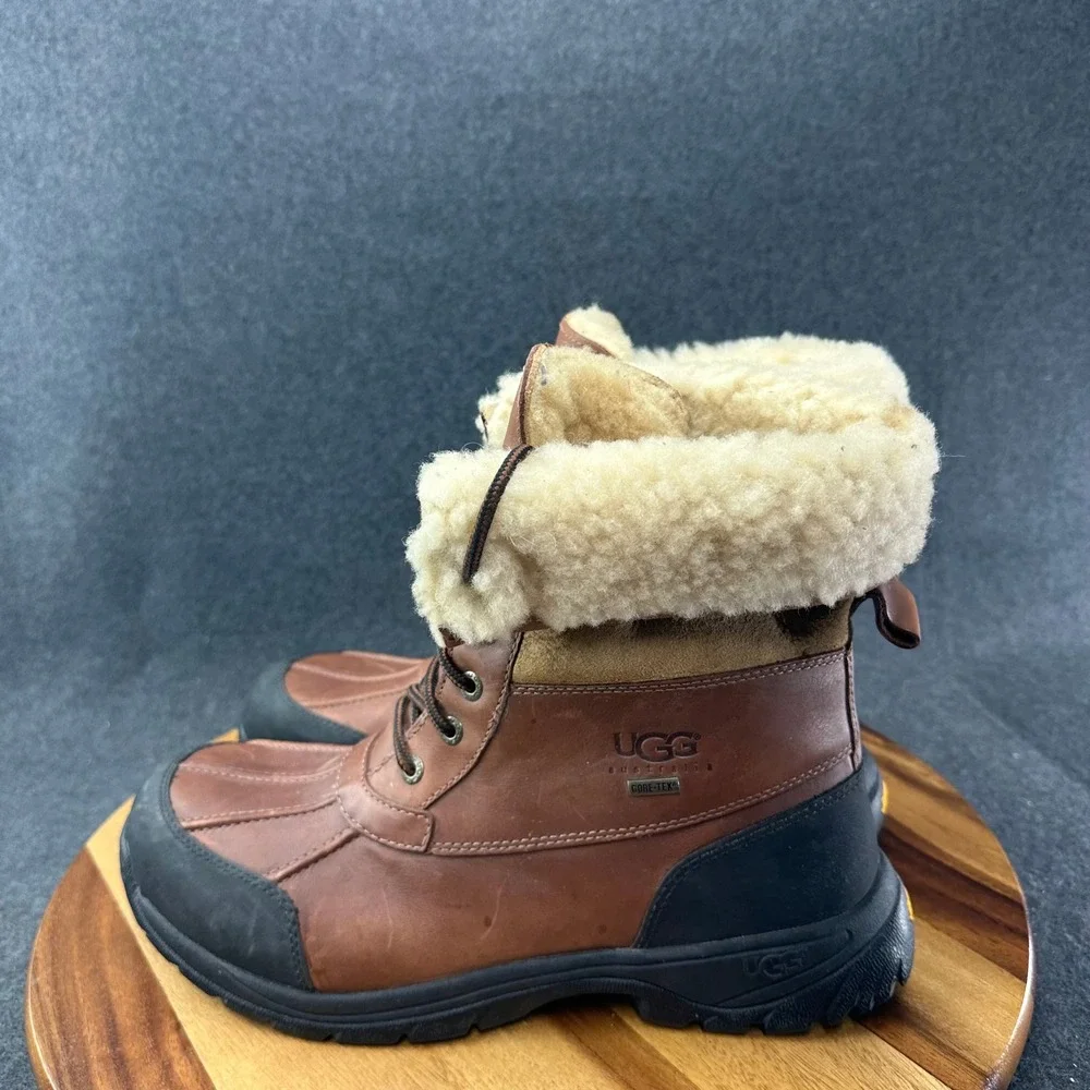 UGG Butte Waterproof Boots Mens 12 Leather & Sheepskin Worchester 5521